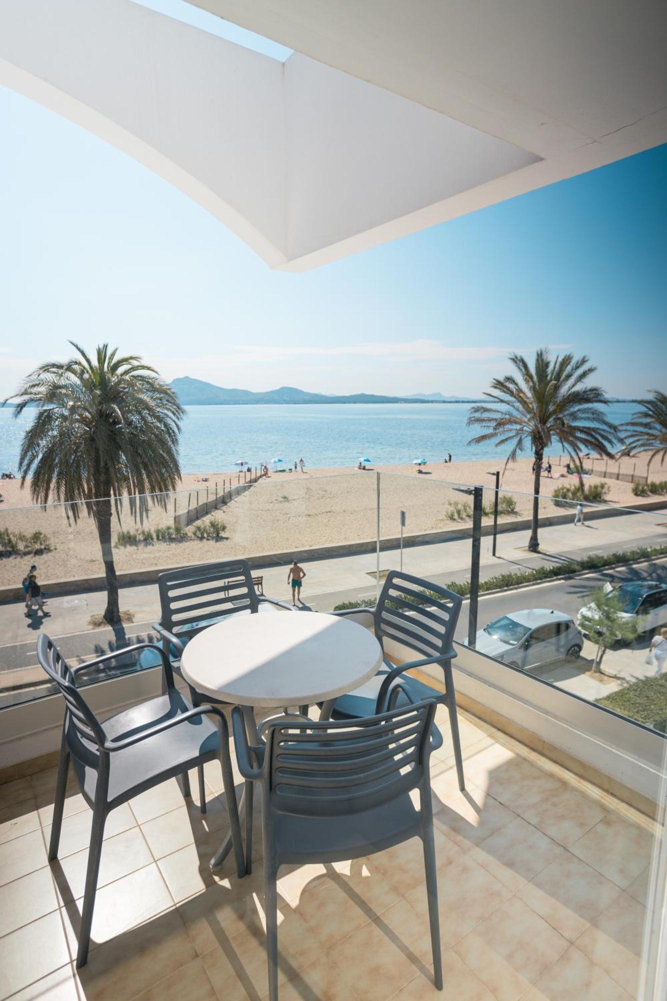 Apartamentos Bellamar Port de Pollença Eksteriør bilde